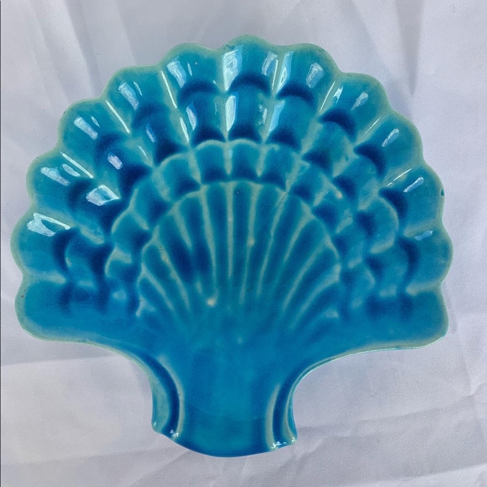 Ocean Blue Ceramic Shell Dish🌊